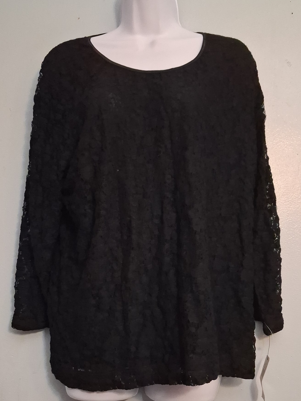 Rafaella Size 1X Women's Black Stretch Floral Lace Long Sleeve Scoop Neck Top